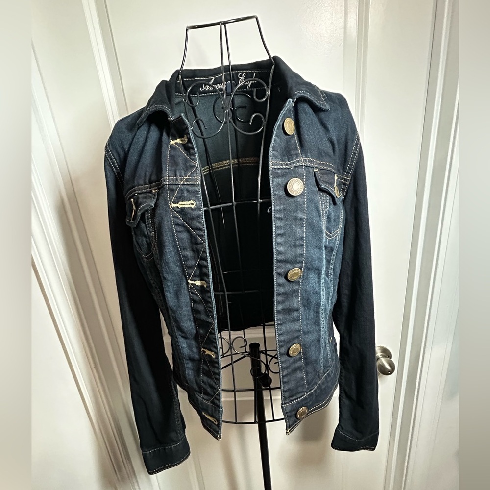 American Eagle Classic Women's Dark Wash Denim Jacket